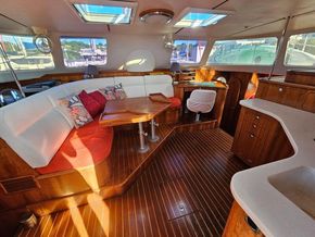 PDQ Antares 44  - Interior