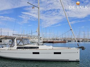2015 Beneteau Oceanis 38