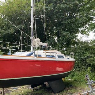 Jaguar 25 yacht