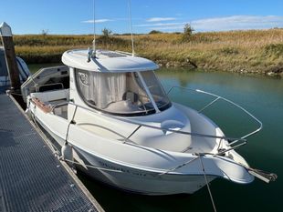 2005 Arvor 210