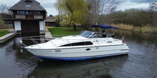 Falcon Capriole 1020