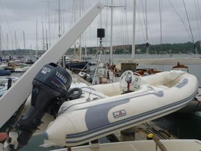 Avon tender
