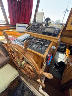 Gypsy Rose 2012 Branson Dutch Barge, 55ft x 12ft 6