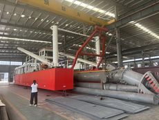 Factory direct new suction dredger equipped with a Cummins engine
