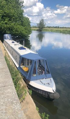 Na Hearadh -  61ft Tug Style Narrowboat