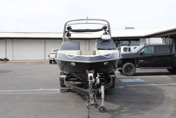 2010 Malibu wakesetter 23 lsv