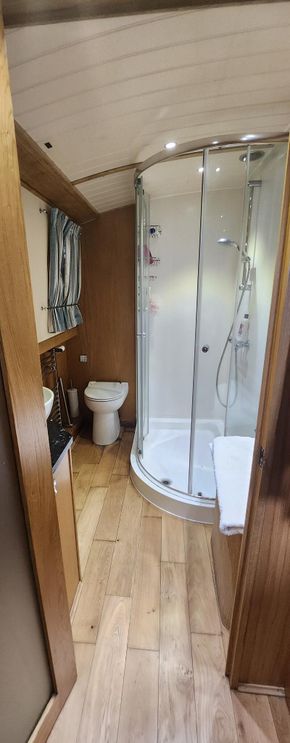Main shower room