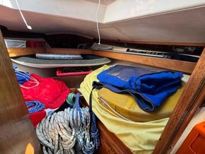 Sadler 32  - Forward Cabin