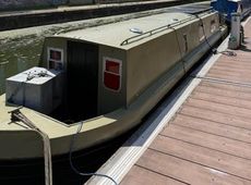 narrowboat with residential mooring