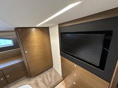 2020 Bavaria R40