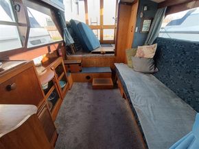 Porter & Haylett Astroline  - Saloon