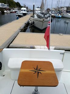 Jeanneau Merry Fisher 805 in outstanding condition