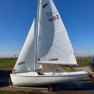 Mk2 Kestrel dinghy sail number 1482