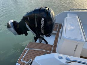 Parker 920 Explorer  - Engine