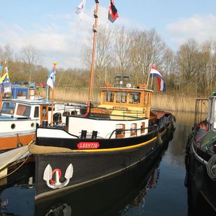 Reliable and Refurbished Tugboat for Inland Waters