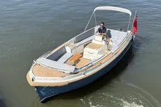 2022 Interboat Intender 820