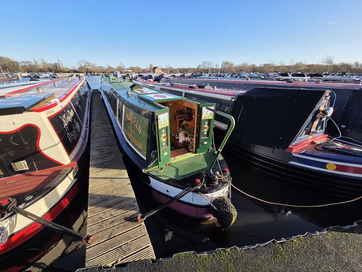 Oakfield, 60ft Traditional