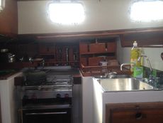 Freedom 40 Centre Cockpit