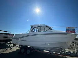 2024 Beneteau Antares 8