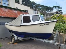 Plymouth Pilot 18
