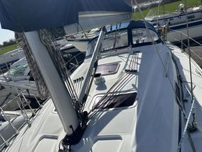2007 Bavaria 37 Cruiser 20