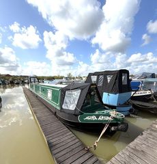Corinia - 58ft Semi Traditional