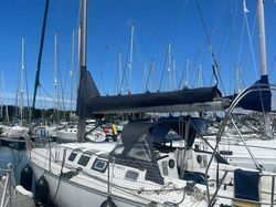 Beneteau 35s first