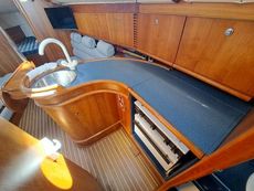 1995 Westerly Regata 310