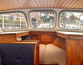 V Berth