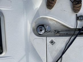 Electric windlass