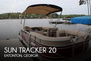 2023 Sun Tracker Party Barge 20 DLX