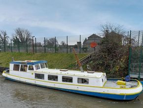Dutch Barge 17m with London mooring  - Exterior