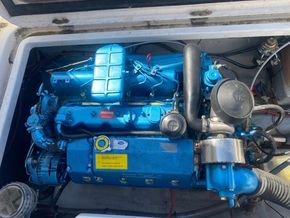 Arvor 20  - Engine