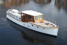 Luke Gaff Gentleman's Motor Yacht
