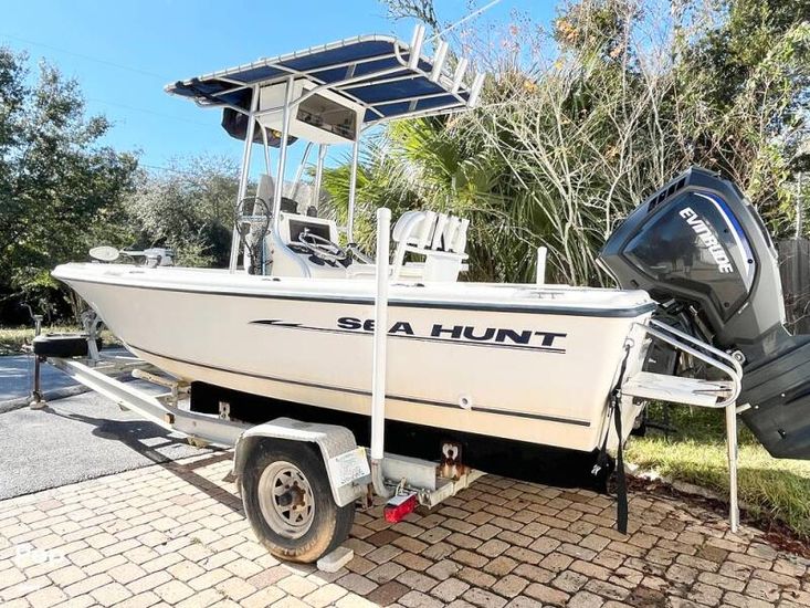 2002 Sea Hunt triton 200