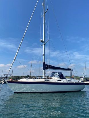 WESTERLY CORSAIR MK2 centre cockpit sailing cruiser  £39500