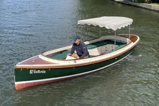 1990 Custom Frolic 21