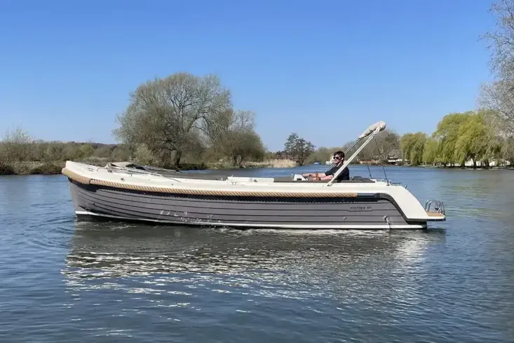 2021 Interboat Intender 820