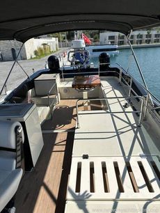 2015 Beneteau Monte Carlo 5