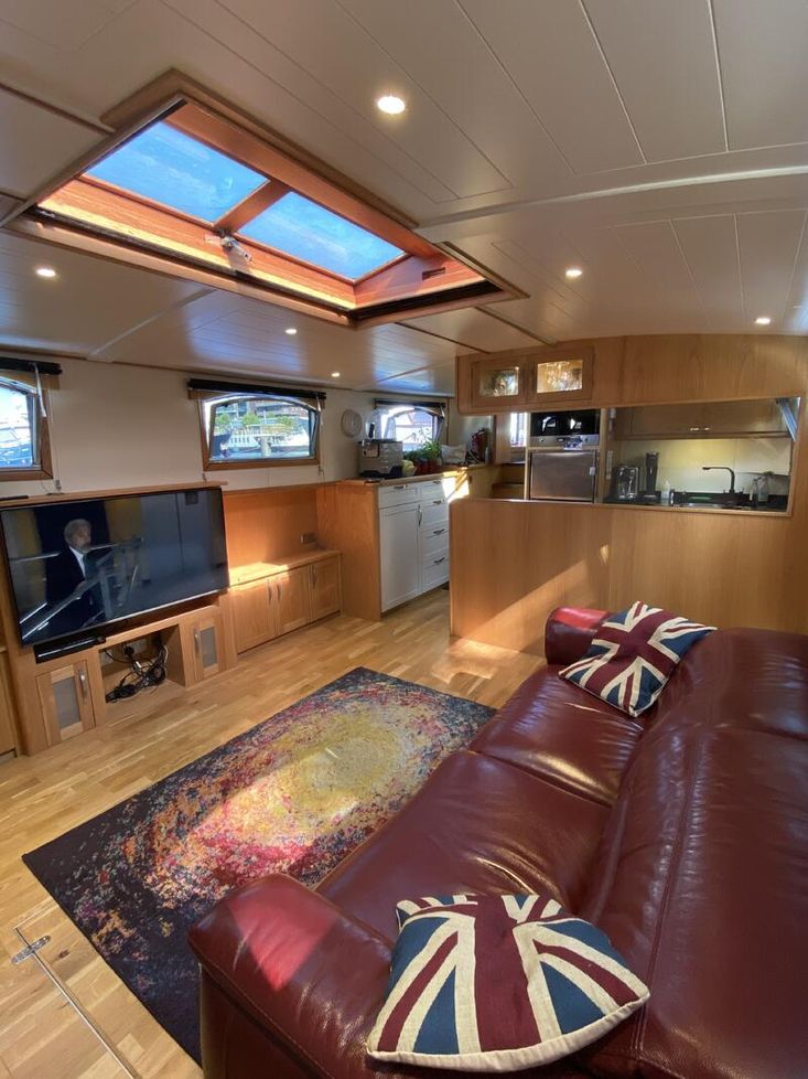 2016 PIPER 60N Dutch Barge