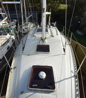Deck aft