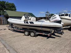7.6 Cobra RIB 300HP