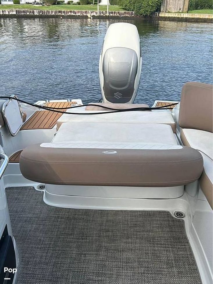 2021 Crownline e280 xs