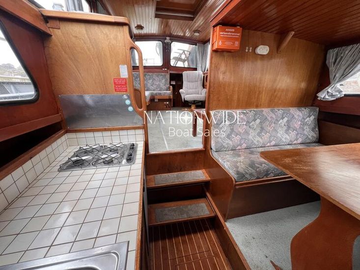 36ft by 11ft Dutch cruiser centred cockpit