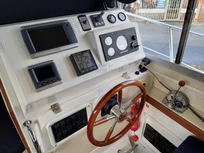 Trusty T23  - Helm Controls