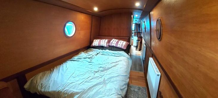 Big Al-57ft 2004 Jonathan Wilson 2 berth traditional stern narrowboat.
