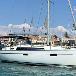 2013 Bavaria 37 Cruiser