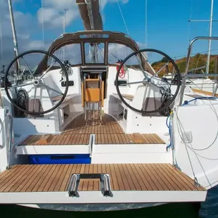 2017 Jeanneau Sun Odyssey 349