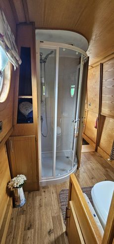 Paskin - 2008 50ft Cruiser Stern narrowboat