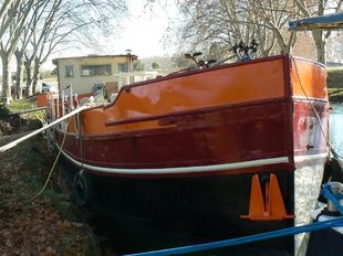 Hoogezand Barge